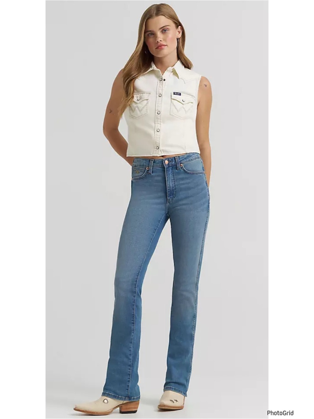 Lainey Wilson X Wrangler Boot Huggers Jeans Size 31